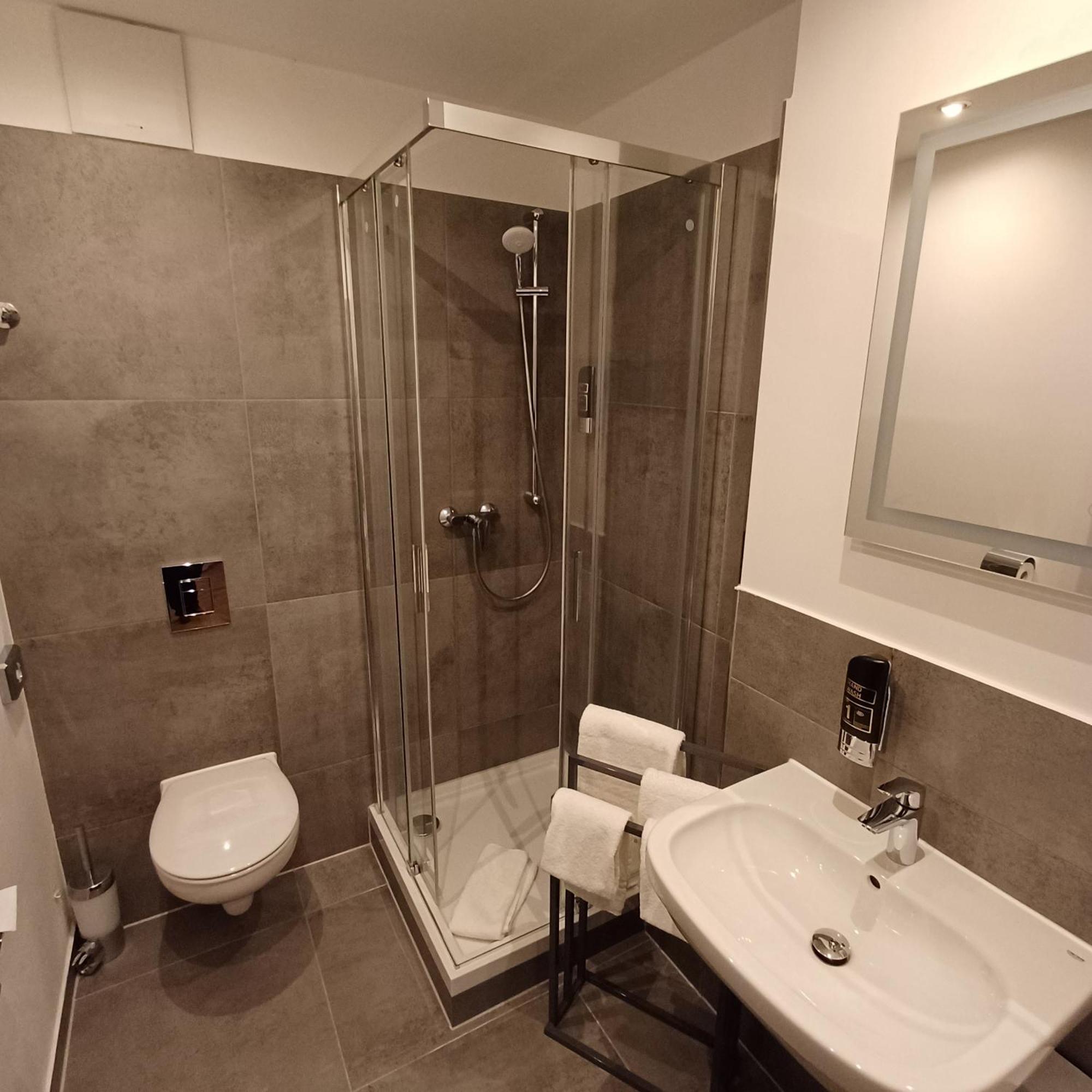 Trip Inn Hotel Duesseldorf 诺伊斯 外观 照片